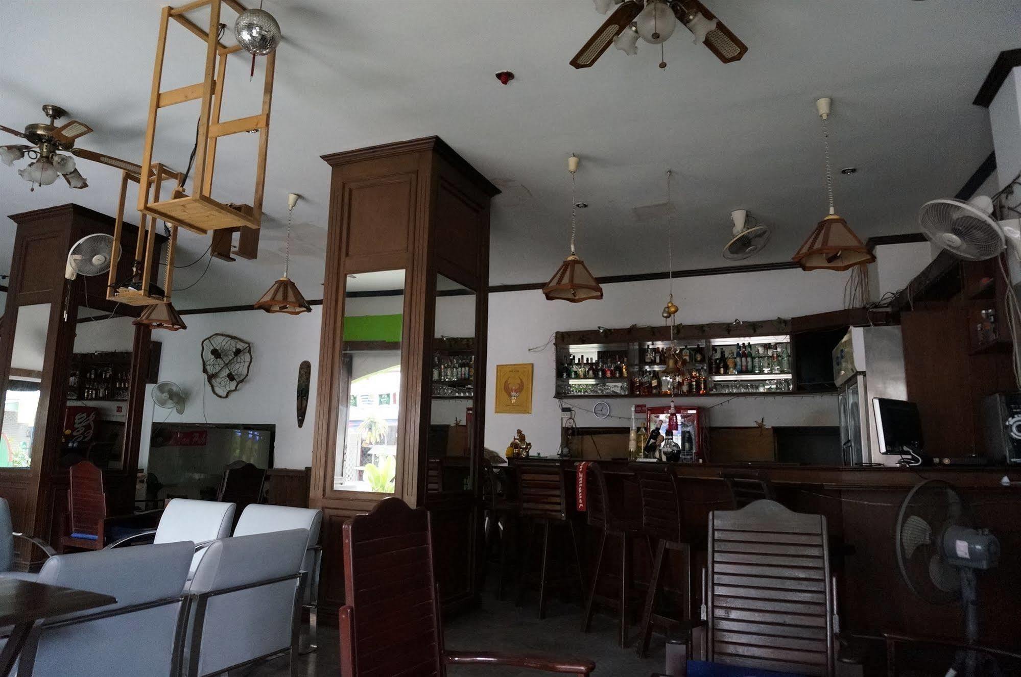 Sand Inn Hotel หัวหิน ภายนอก รูปภาพ